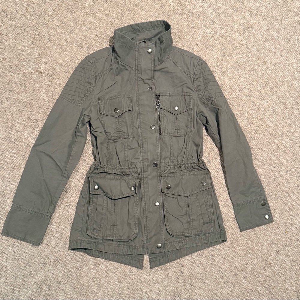 Banana Republic Gray lightweight Utility Jacket with Cinch Waist & pockets